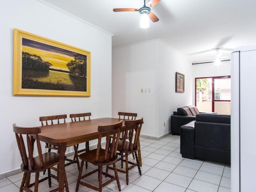 Apartamento Espacoso Com Ar Condicionado E Wi-Fi, A 100 Metros Da Praia - Edificio Estoril Ubatuba Exterior foto